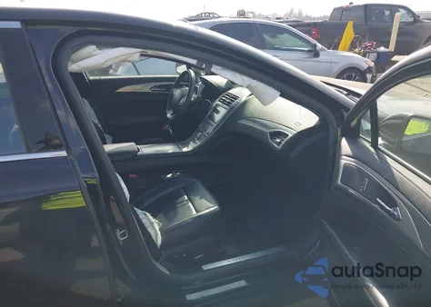 2020 Lincoln Mkz Standard z USA, uszkodzony, nr VIN 3LN6L5A97LR603765